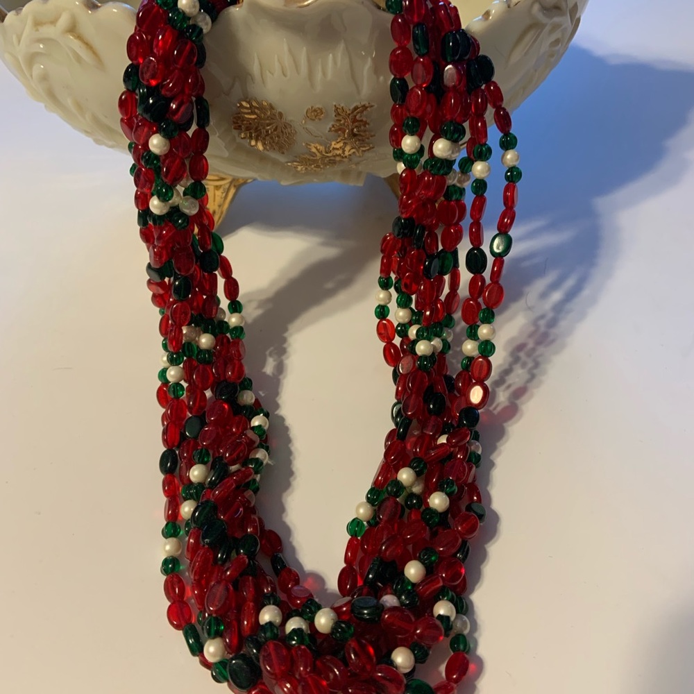 Frances Valentine Red and Green Beadedโ Necklace